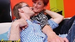 Nerdy man Gives sandy-haired grannie a fine cooter penetrating