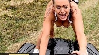 American Texas Patti in a xxx british taxi porno video