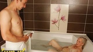Hairy cougar fingerblasting Herself In bathtub Gets surprised By stepson