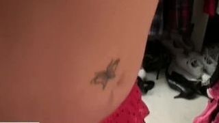 Milf Eva Salizar flicks Pierced bud