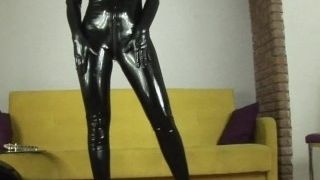 'Anal fuck my slutty babe in Latex'