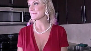 Son-in-law predominates his super-hot big-boobed step-mom
