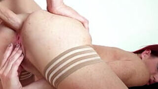 First-timer anal invasion intercourse fuer reife rothaarige cougar Stacy von deutschen Jungspund