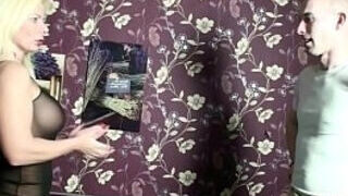 German Step mommy - DEUTSCHE MUTTER NADJA WIRD VOM STIEF SOHN anal invasion GEFICKT