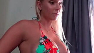 Did you do your homework &quest; cougar step-mother Vanessa cell - Family treatment